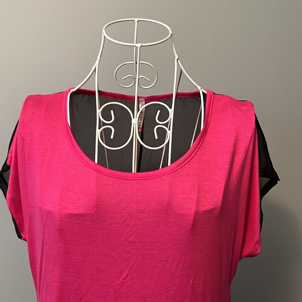 Top - Picture 2 of 4